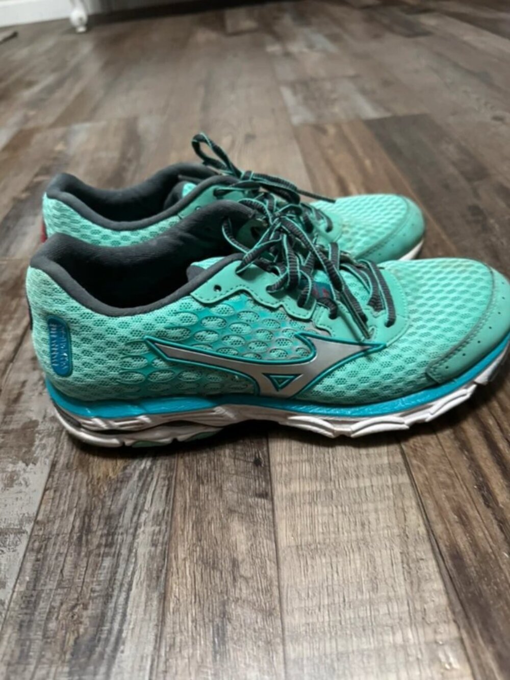 Mizuno Wave Inspire 11 Women's Running Shoes - Size US 7.5 / EU 38 / UK 5